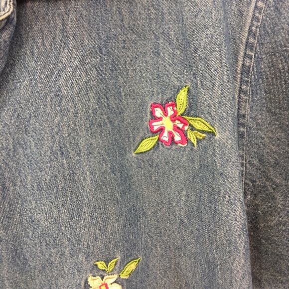 Denim & Co Top Jean Shirt Sz L Button Down Floral - Picture 2 of 6